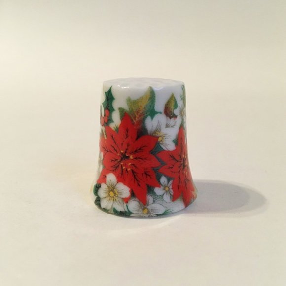 Merry Christmas Thimble Vintage Poinsettia Flowers - Picture 3 of 6